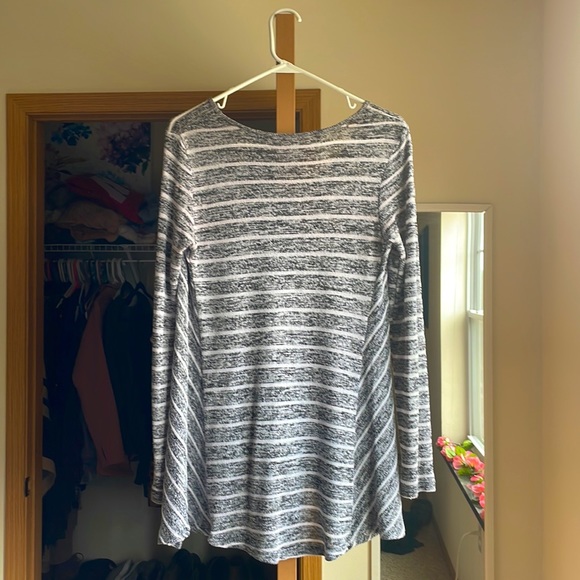 Brand: Inc., Size: Small/Medium. Color: Black and White - Picture 2 of 2